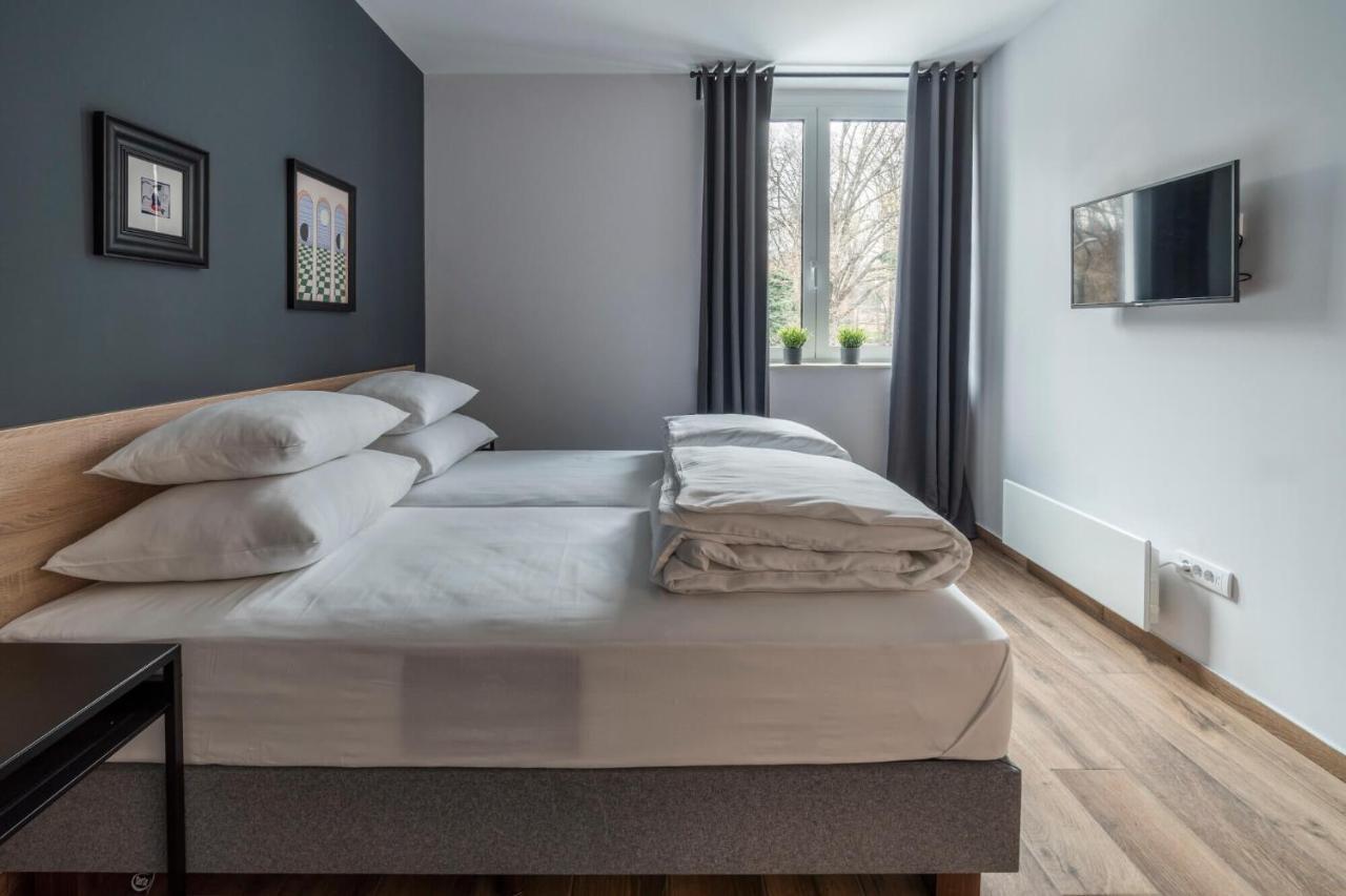 Hostgost Selected Suites - Botanical Garden Belgrade Exterior photo